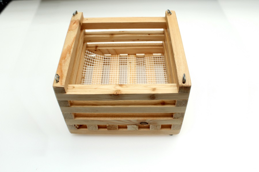 Holzkörbchen